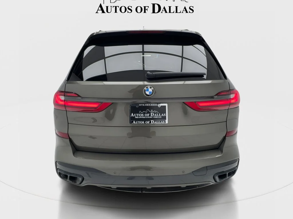Used 2022 Green BMW xDrive40i image 9