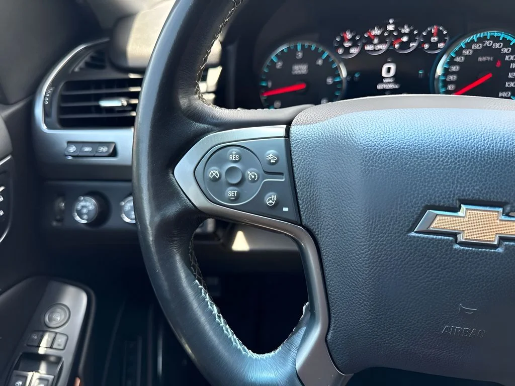 Used 2019 Gray Chevrolet Premier image 18