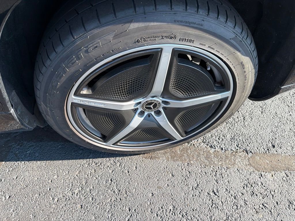 Used 2023 Blue Mercedes-Benz 580 image 11