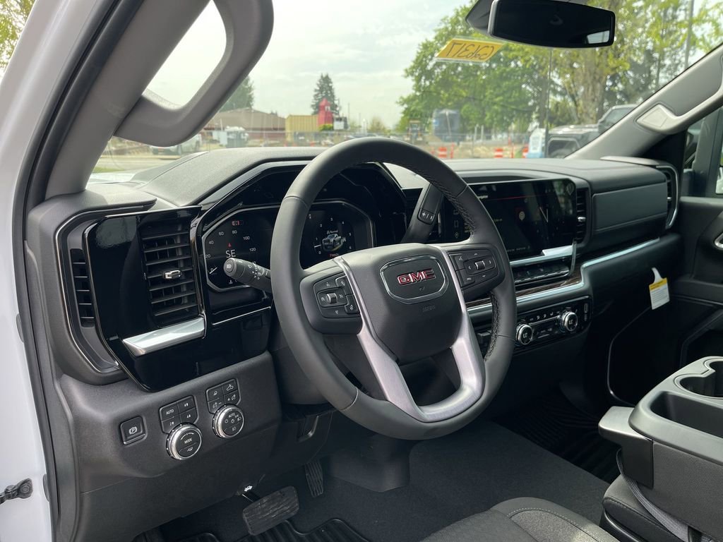 2026 GMC Sierra 3500HD SLE - Photo 10