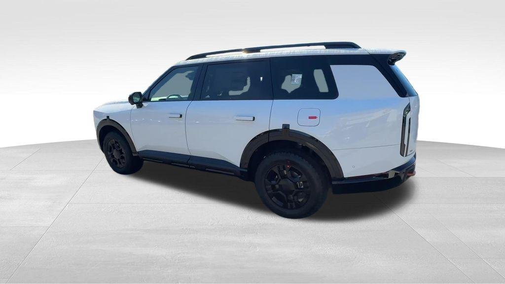 New 2027 Glacial White Pearl Kia X-PRO SX image 3