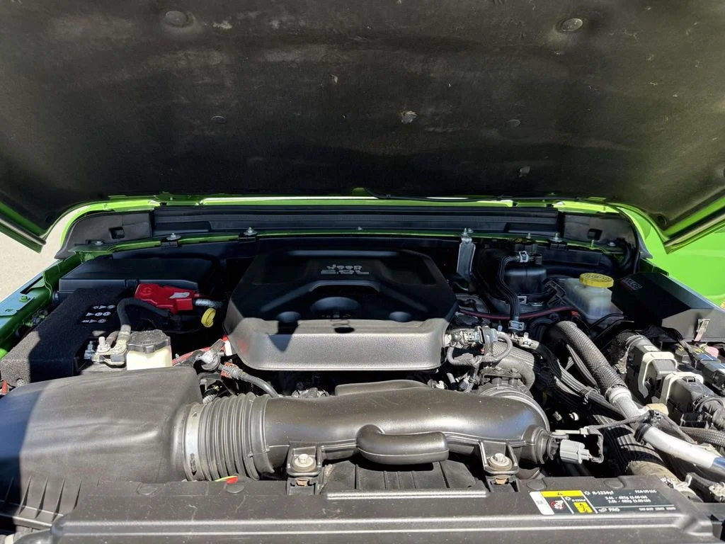 Used 2019 Green Jeep Unlimited Sport S image 13