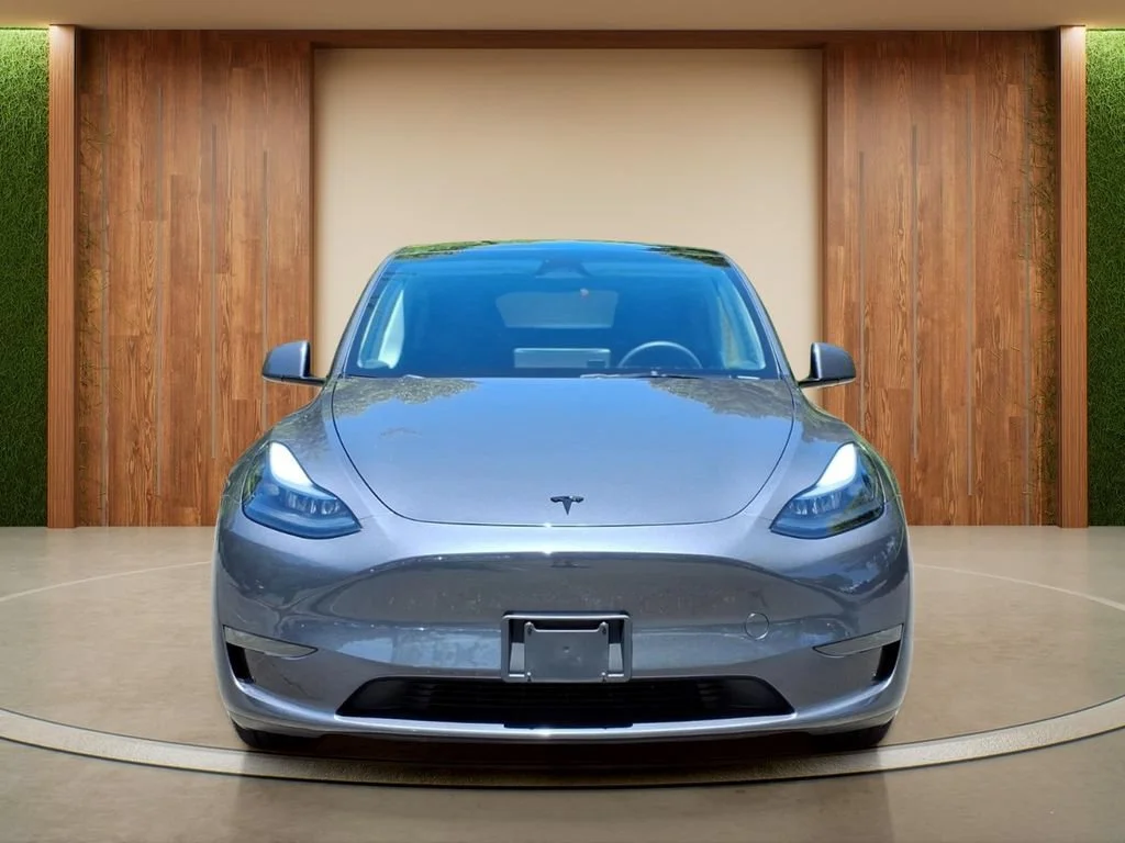 Used 2024 Tesla Model Y Long Range with VIN 7SAYGDEE2RA215548 for sale in Huntersville, NC