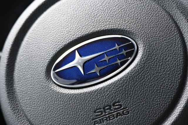 New 2026 White Subaru Onyx Edition Touring 7-Passenger image 30