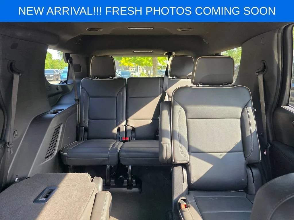 Used 2025 Sterling Gray Metallic Chevrolet Premier image 13