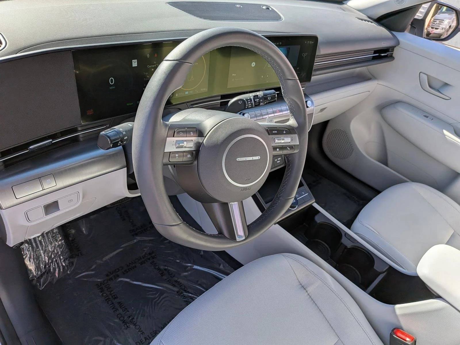 Used 2025 Atlas White Hyundai SEL image 10