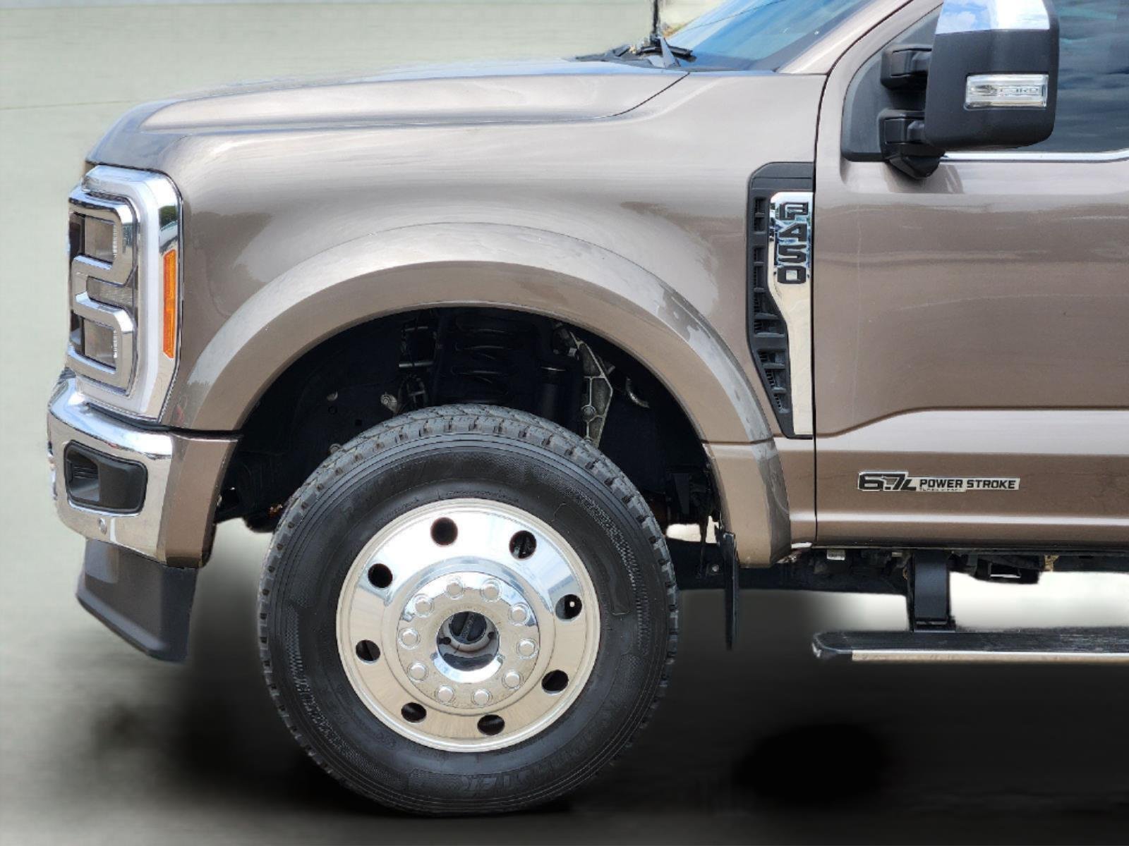 Used 2023 Stone Gray Ford King Ranch image 8