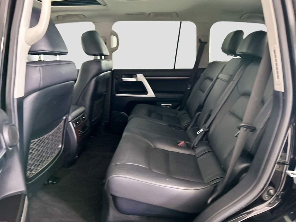 Used 2019 Midnight Black Metallic Toyota Base image 20