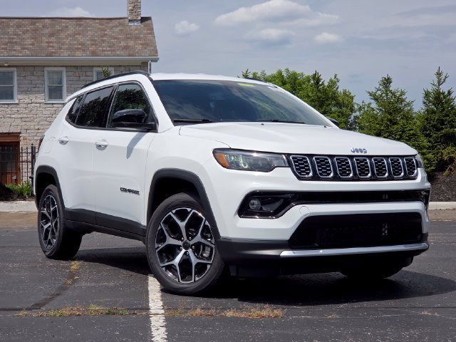 New 2026 Bright White Clear-Coat Exterior Paint Jeep Limited image 2