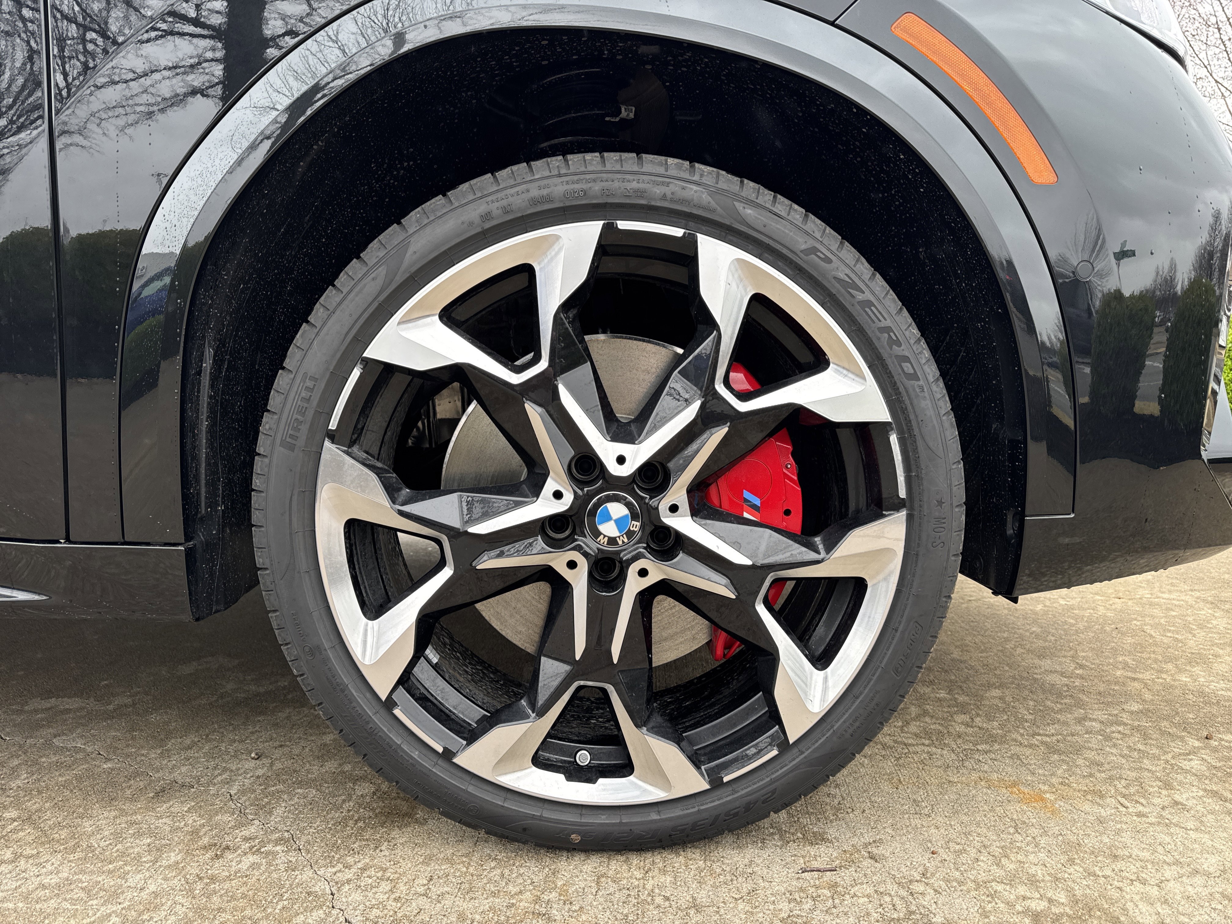 New 2026 BLACK SAPHORE BMW xDrive28i image 28