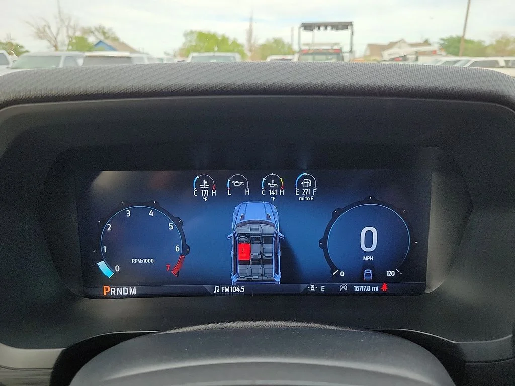 Used 2025 Blue Ford XLT image 23