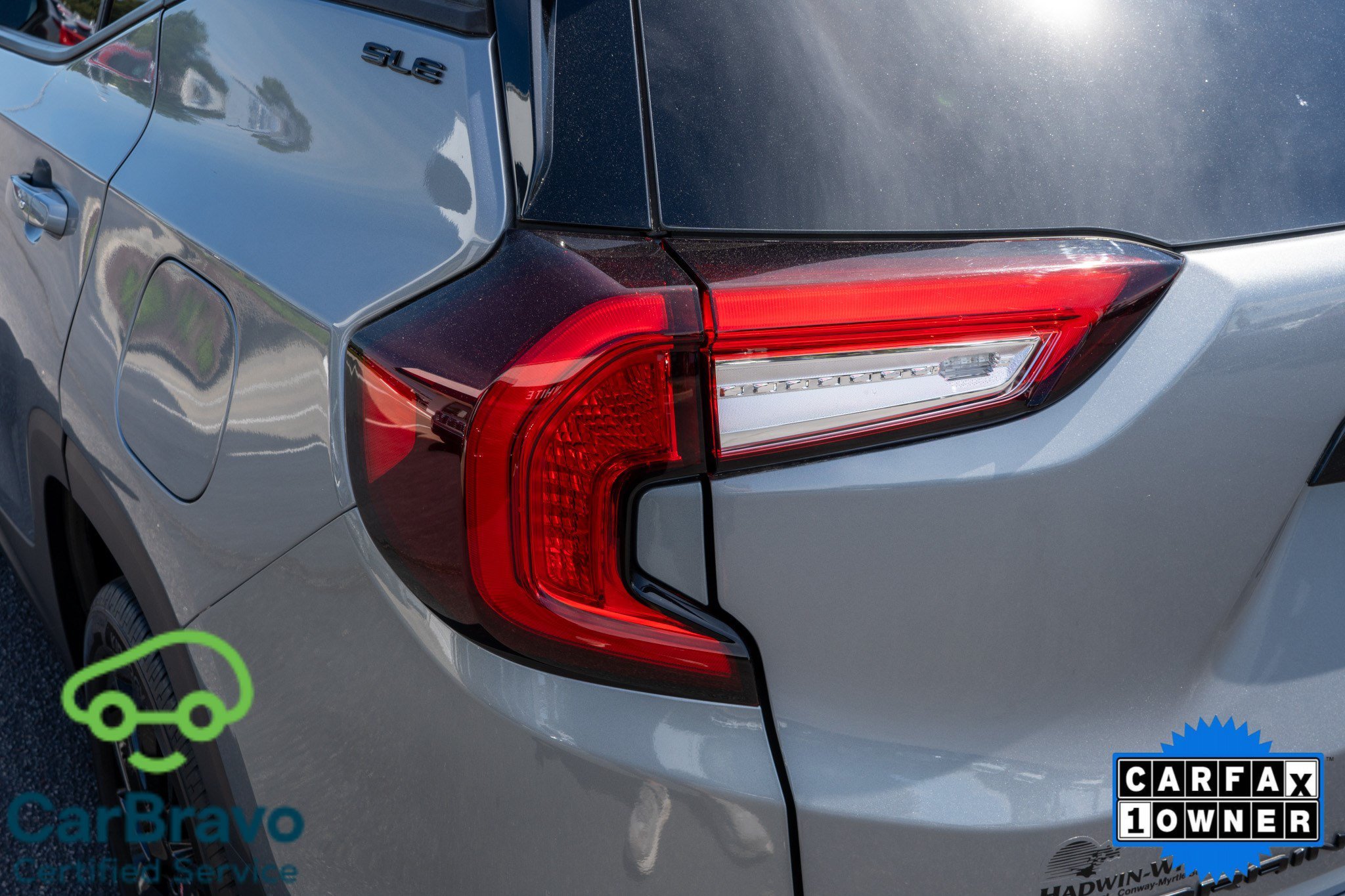 2023 GMC Terrain SLE - Photo 10