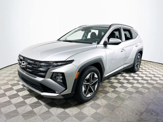 New 2026 Silver Hyundai SEL image 7