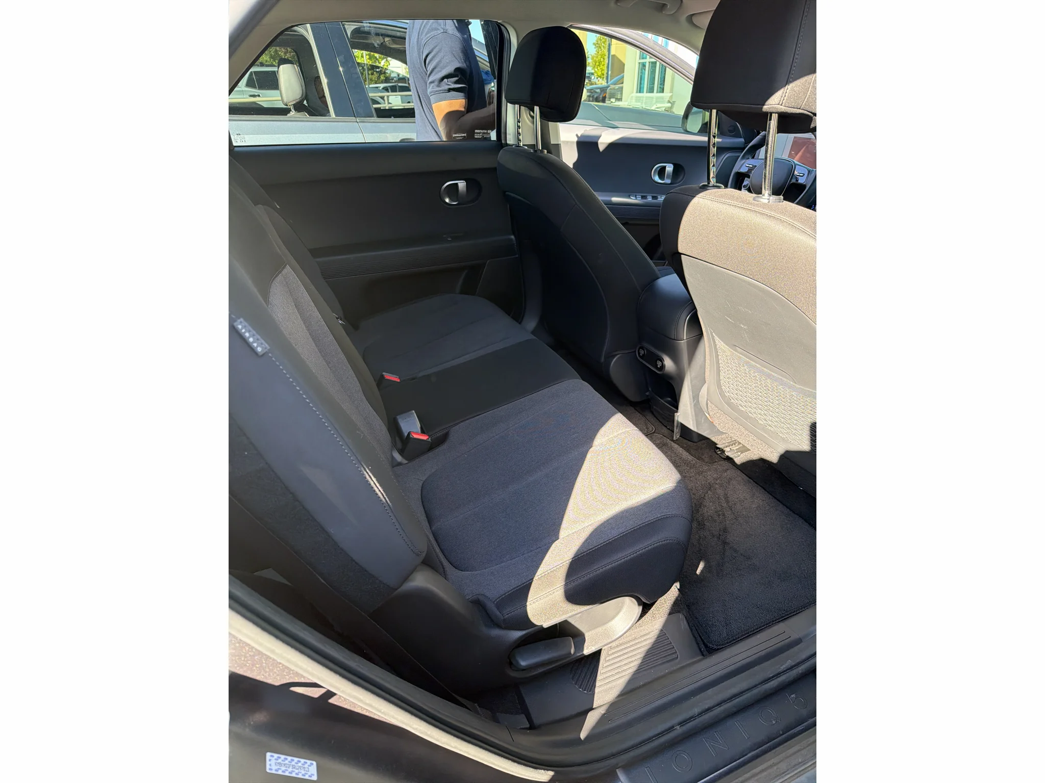 Used 2024 Gray Hyundai SEL image 8