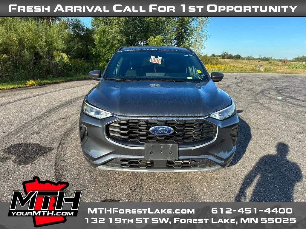 Certified Used 2024 Gray Ford ST-Line image 3