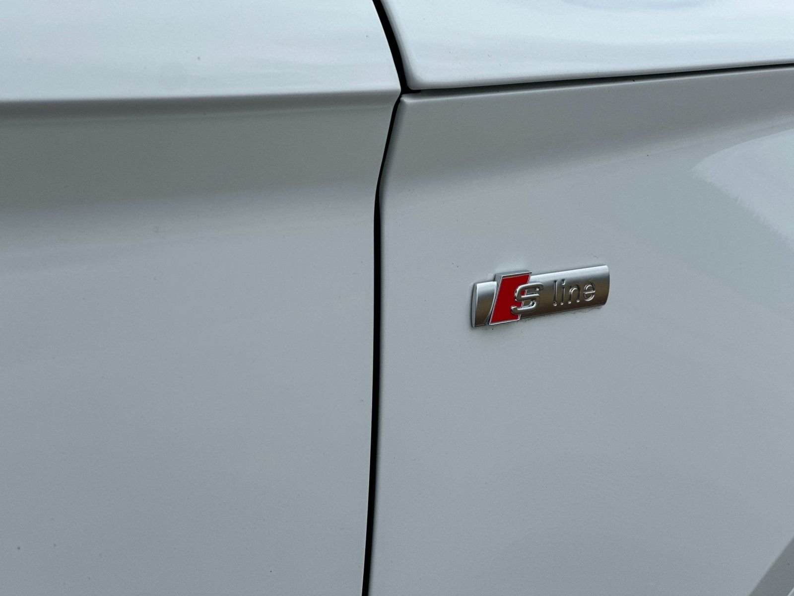 Used 2023 White Audi 55 Premium image 33