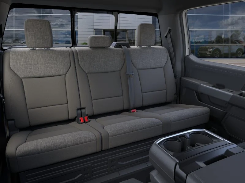 New 2026 Oxford White Ford XLT image 12
