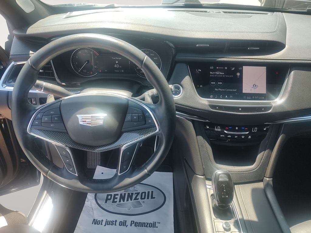 Used 2020 Black Cadillac Sport image 10