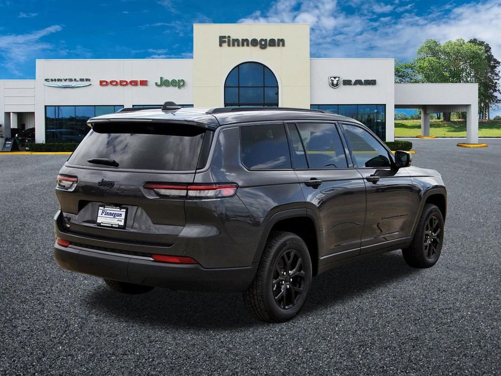 New 2026 Baltic Gray Metallic Clear-Coat Exterior Paint Jeep Altitude image 5