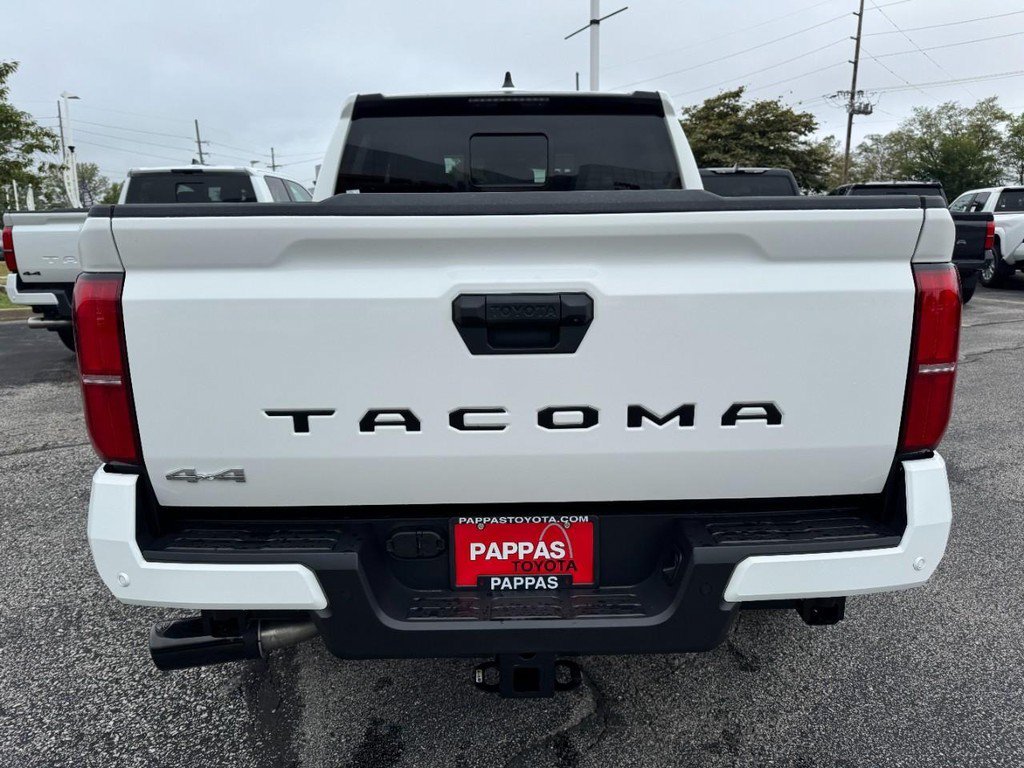 New 2026 Ice Cap Toyota  SR5 image 4