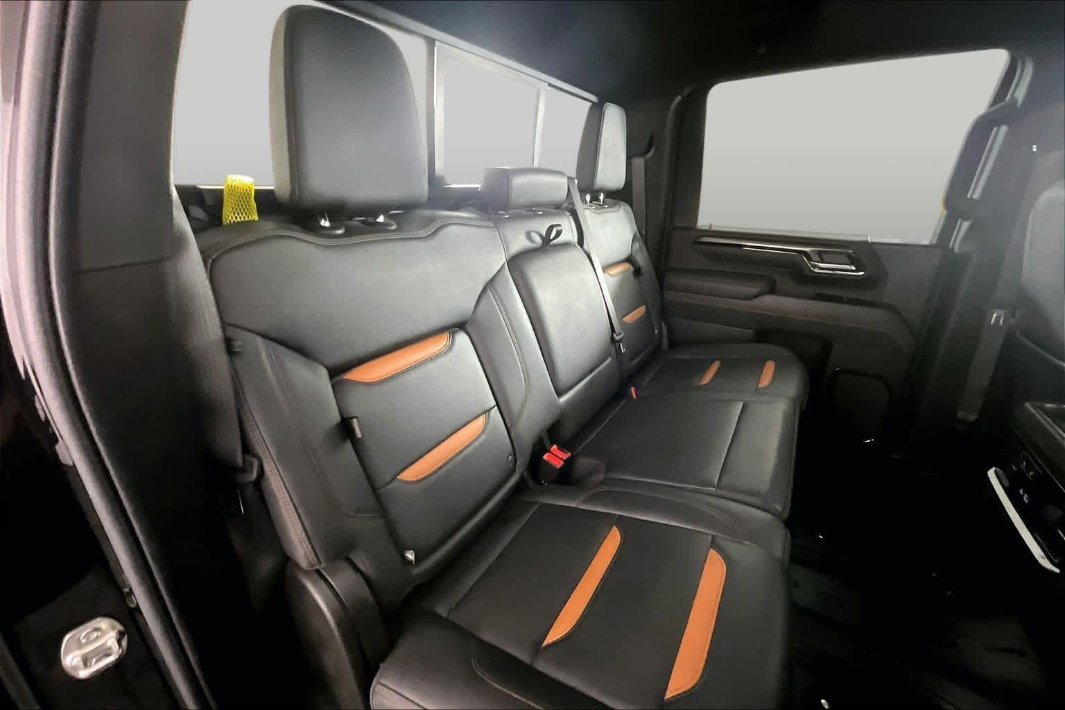 2025 GMC Sierra 3500HD AT4 - Photo 19