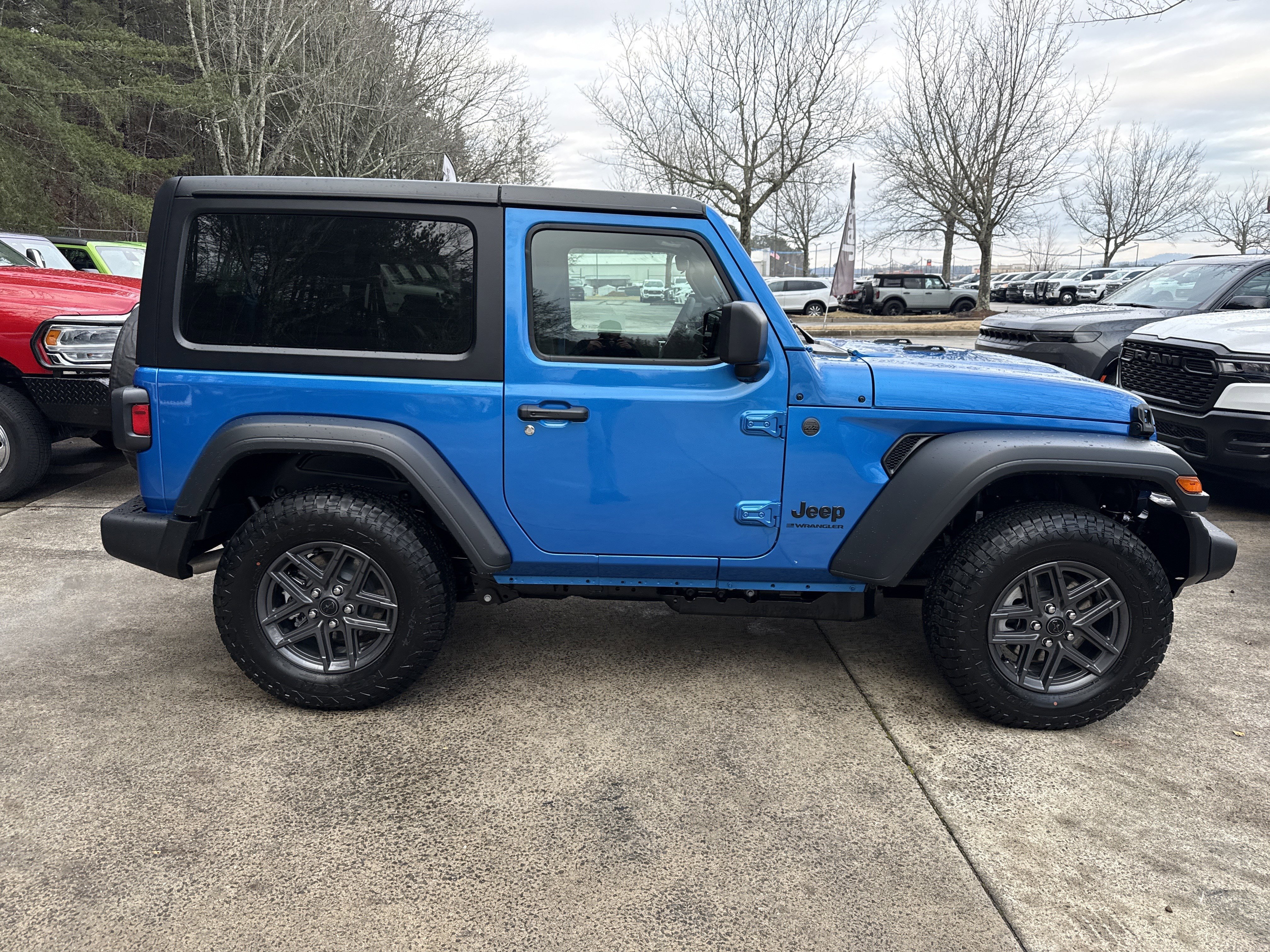 New 2026 Hydro Blue Pearlcoat Jeep Sport S image 8