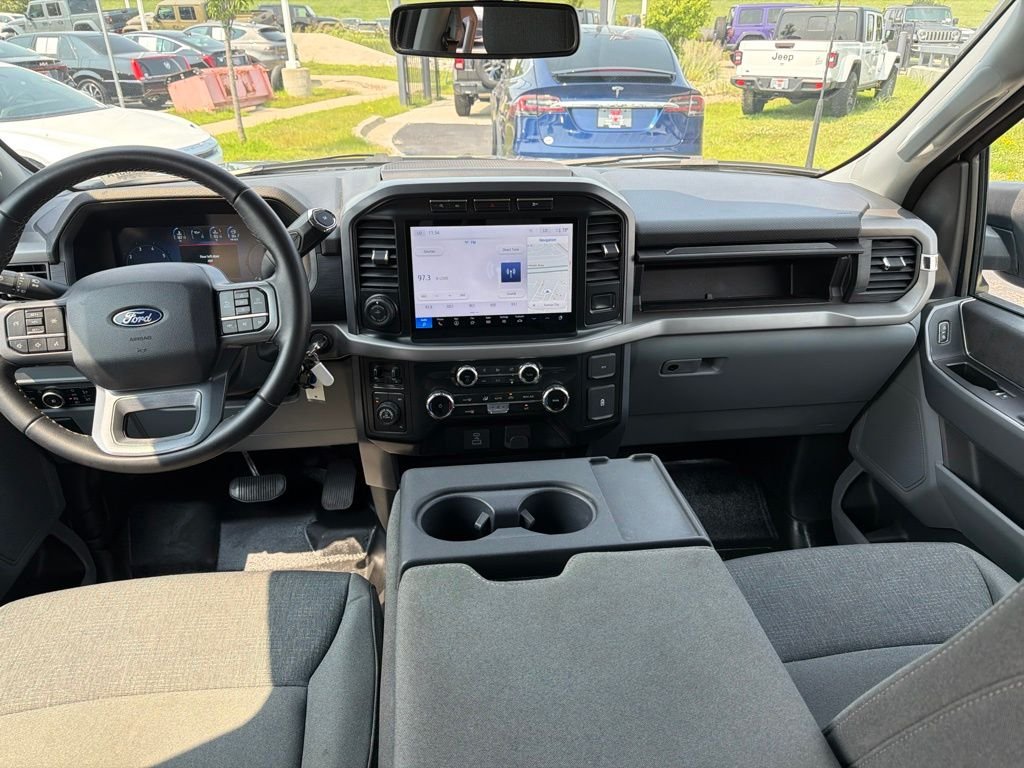 Used 2024  Ford XLT image 14