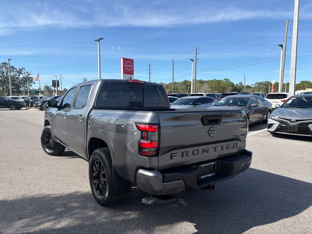 New 2026 Nissan Frontier SV 4D Crew Cab