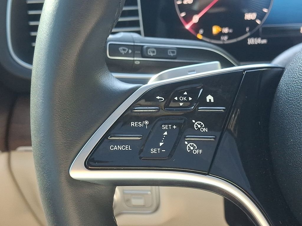 Certified Used 2025 Polar White Mercedes-Benz GLE 450 image 22