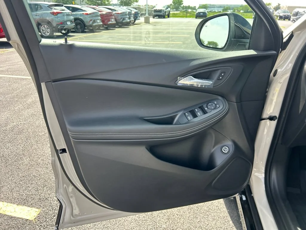 New 2026 Ceramic Buick Sport Touring image 17