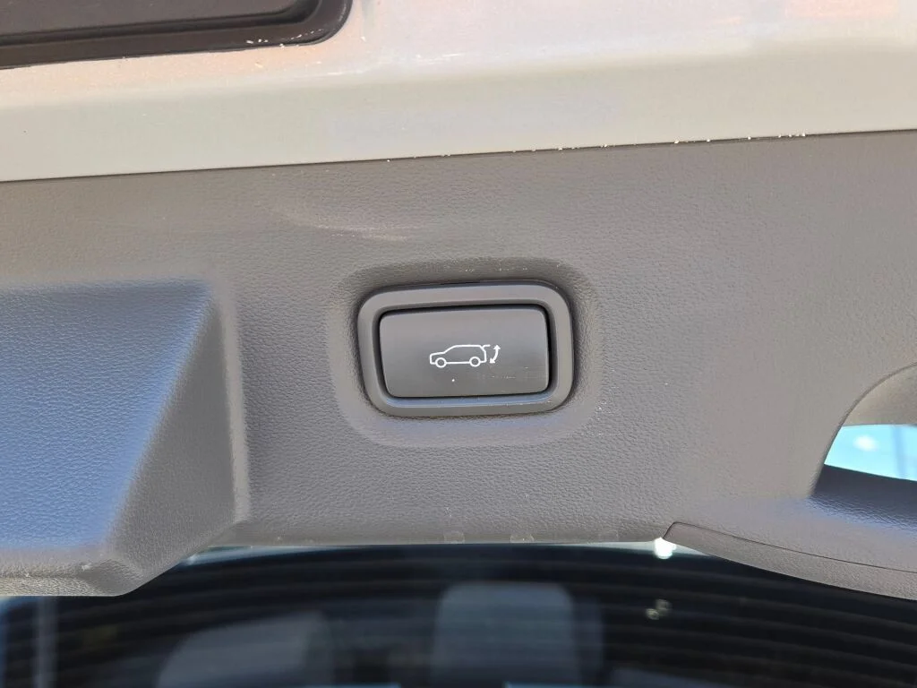 Used 2023 Gold Hyundai Limited image 17