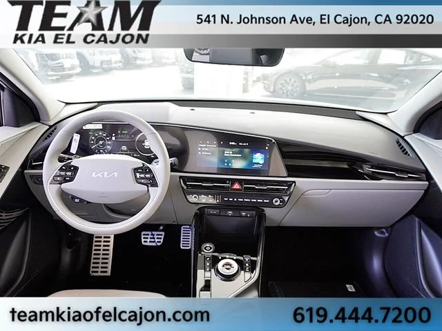 New 2026 White Kia Wave image 23