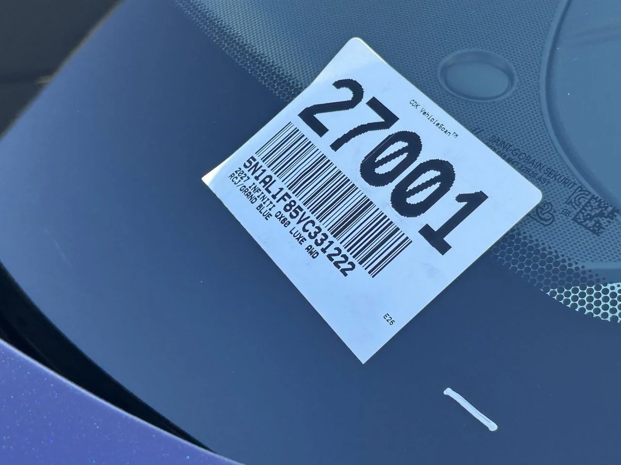 New 2027 GRAND BLUE INFINITI Luxe AWD image 34