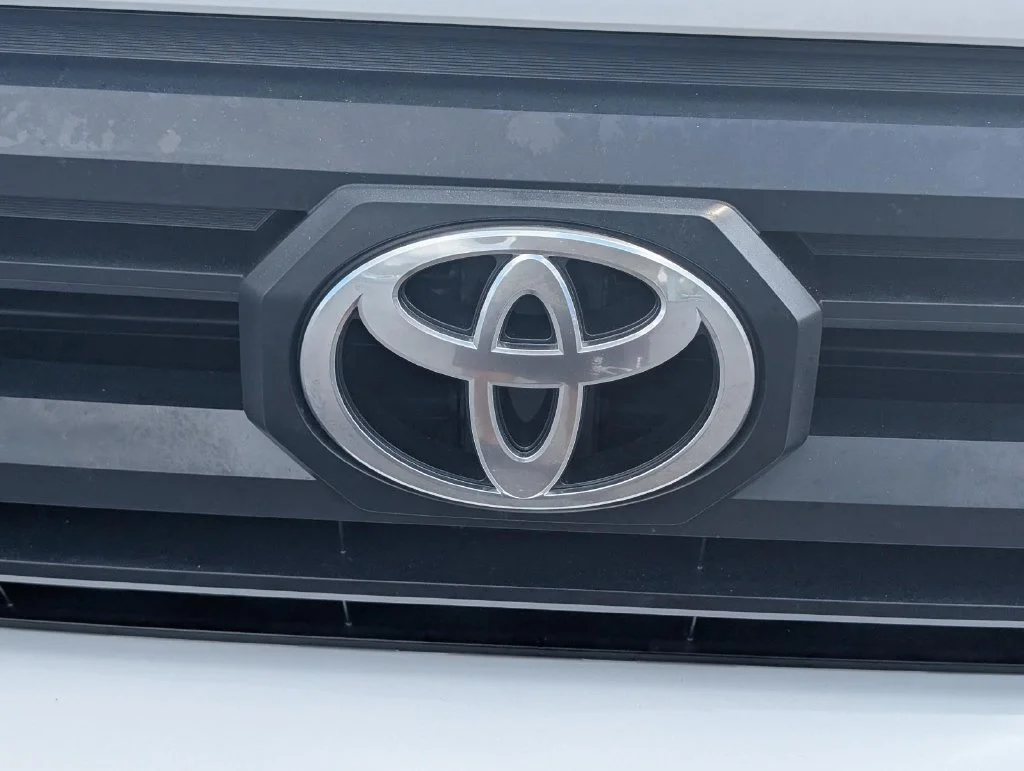 Used 2024 Ice Cap Toyota SR image 3