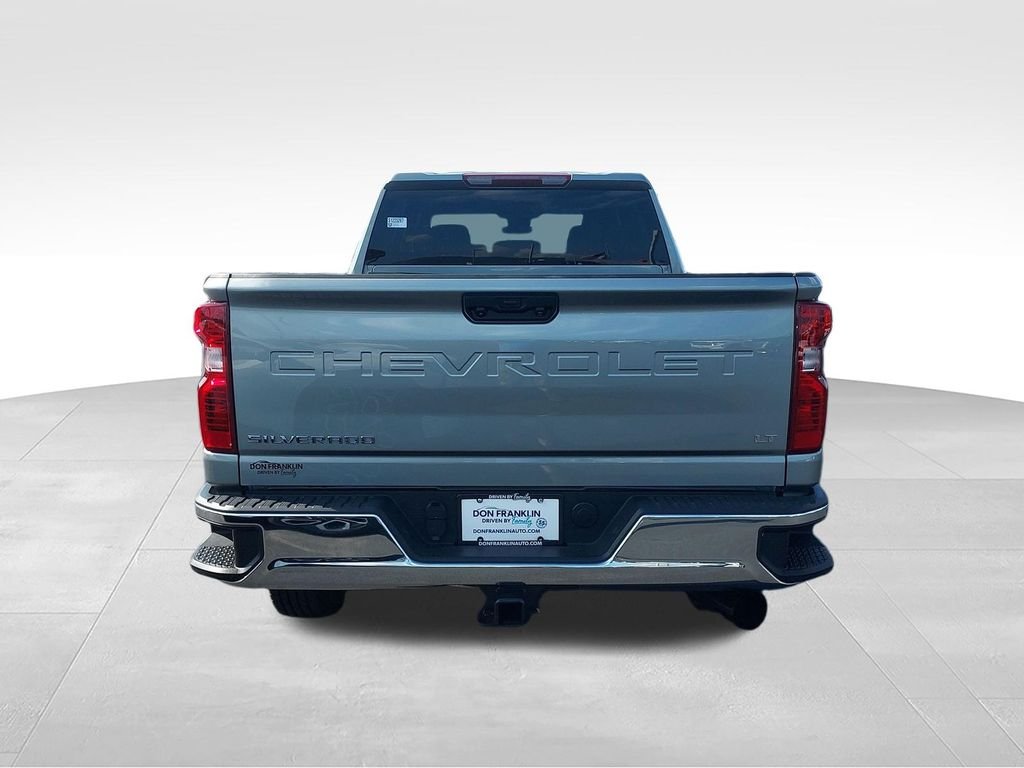 Used 2025 Gray Chevrolet LT image 4