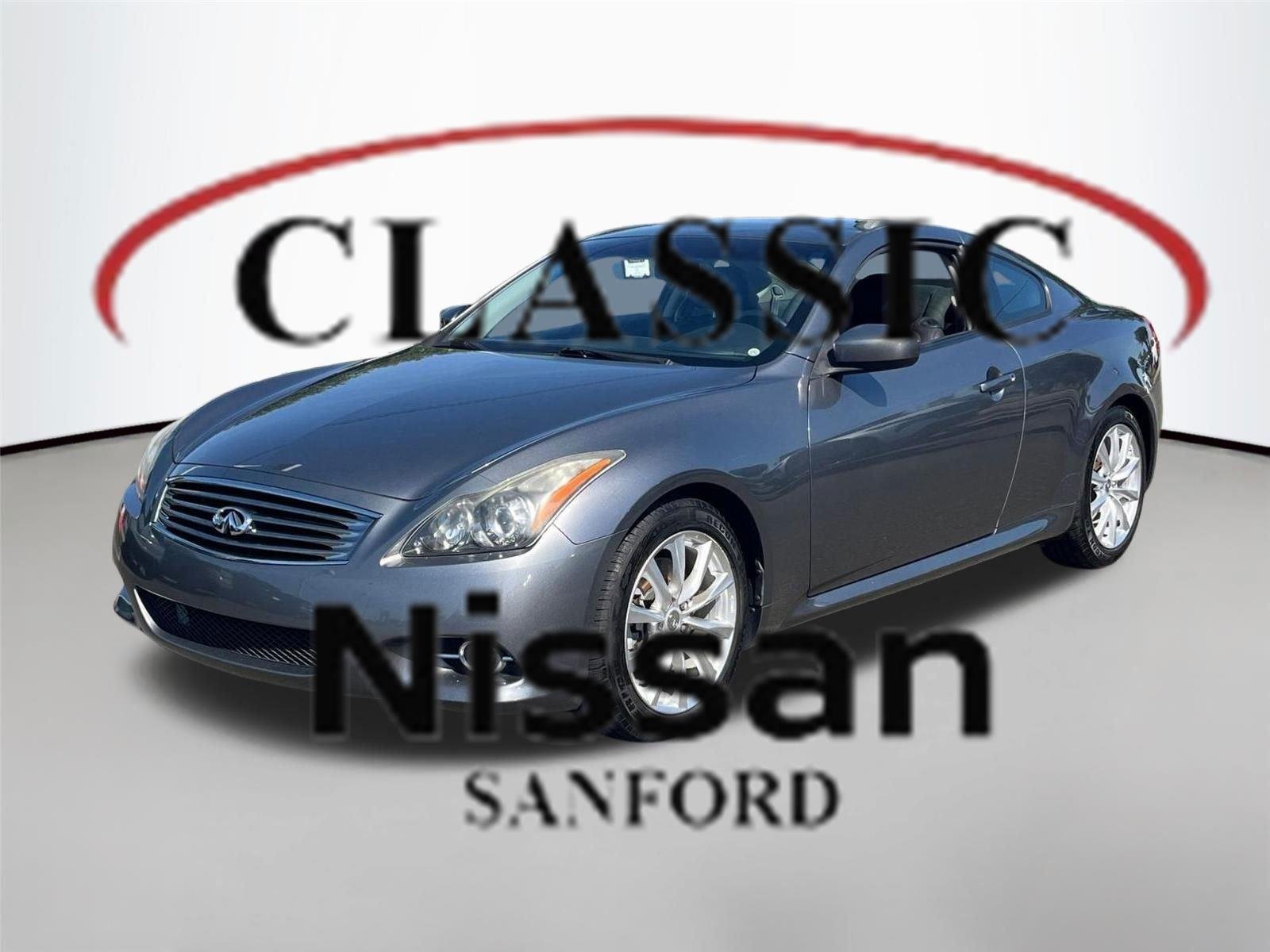 Used 2012 Graphite Shadow INFINITI Journey image 1
