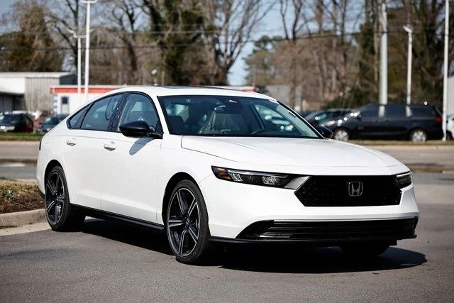 New 2026 Platinum White Pearl Honda SE image 19