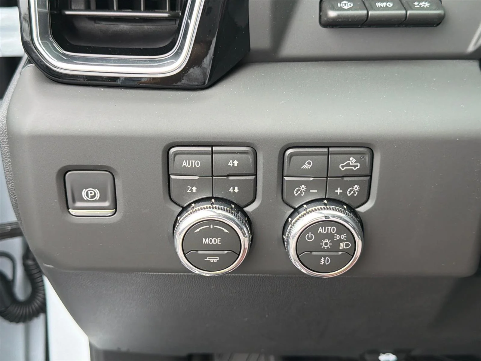 2026 GMC Sierra 2500HD Denali Ultimate - Photo 28