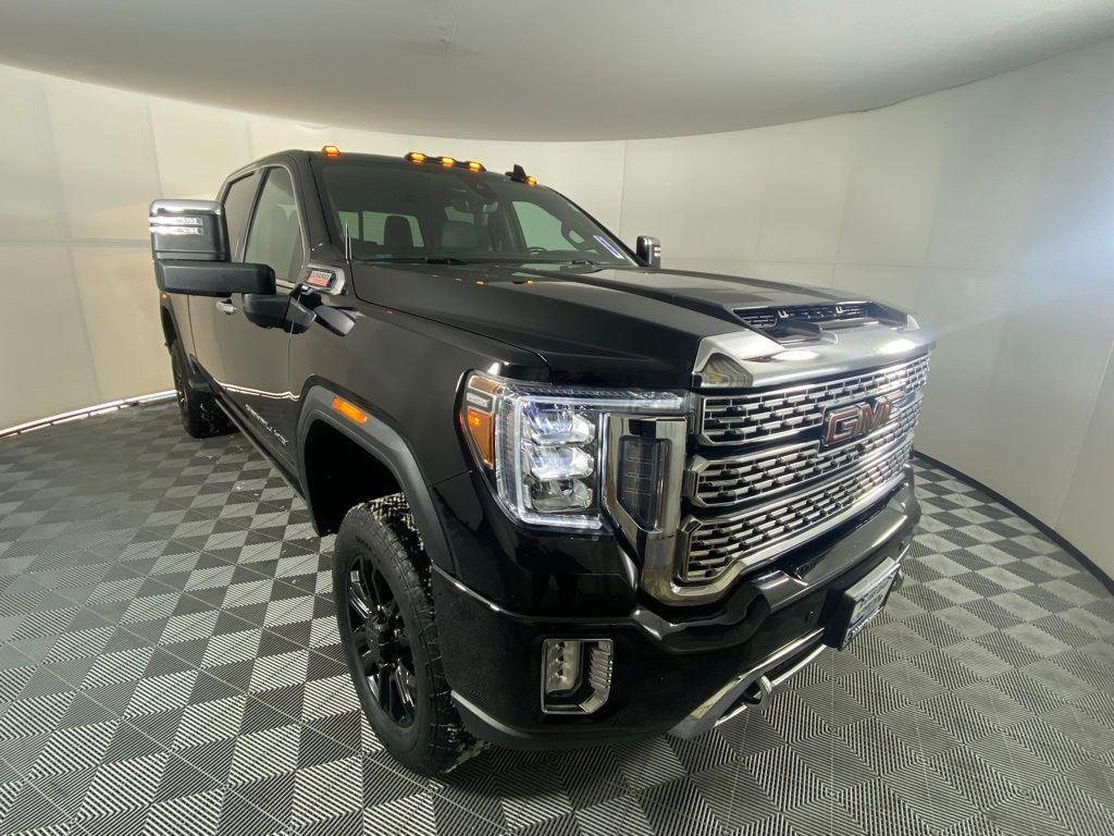 Used 2022 Ebony Twilight Metallic GMC Denali image 21