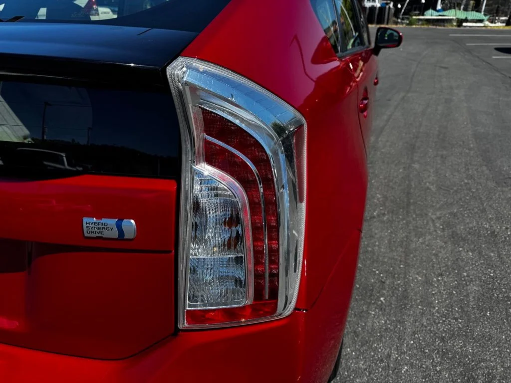 Used 2013 Red Toyota Two image 10