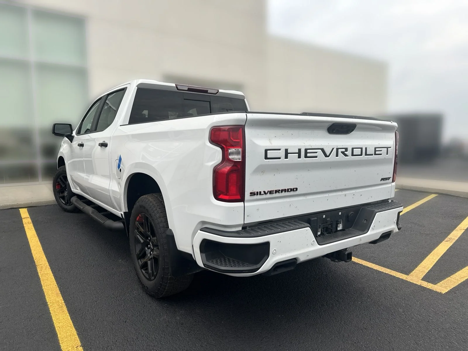 Used 2023 White Chevrolet RST image 4