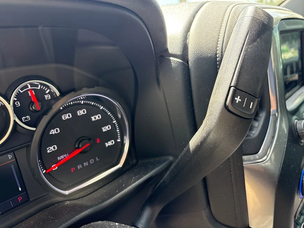 Used 2021 Red Chevrolet LT image 25