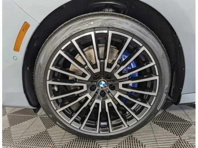 New 2026 Gray BMW 760i xDrive image 10