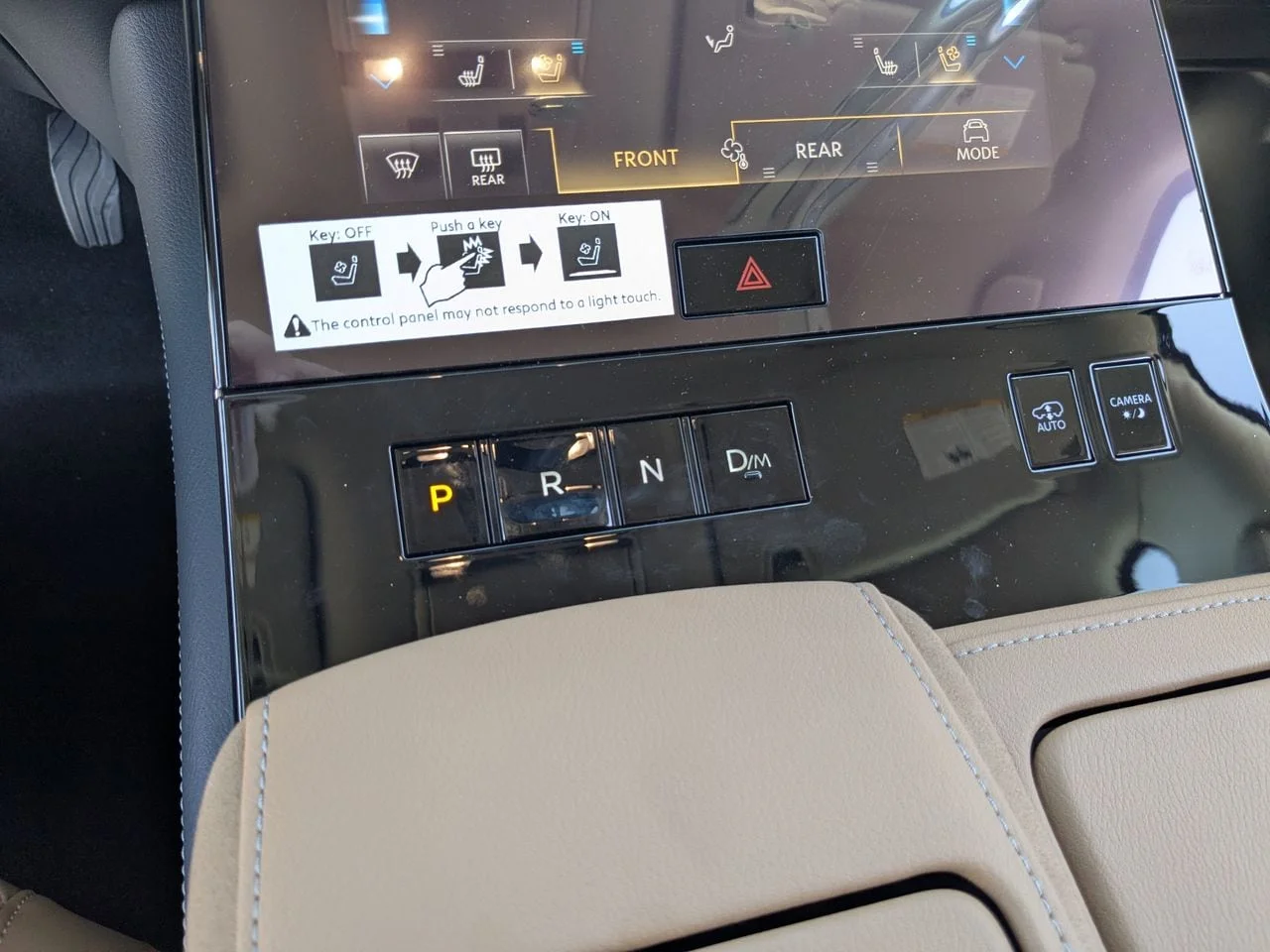 New 2026 RADIANT WHITE INFINITI Luxe 2WD image 19