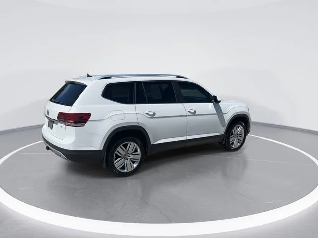 Used 2019 White Volkswagen 3.6L V6 SE image 7