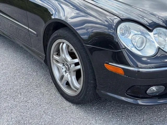 Used 2004 Black Mercedes-Benz CLK 500 image 9