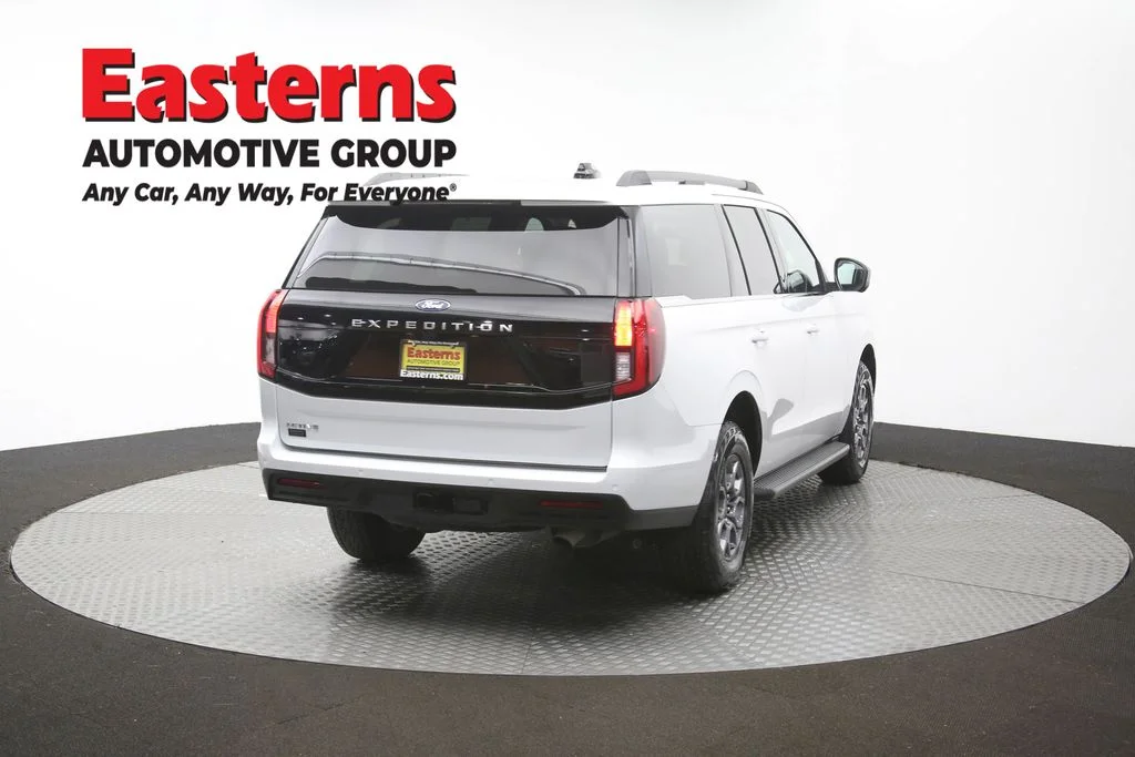 Used 2025 White Ford Active image 39