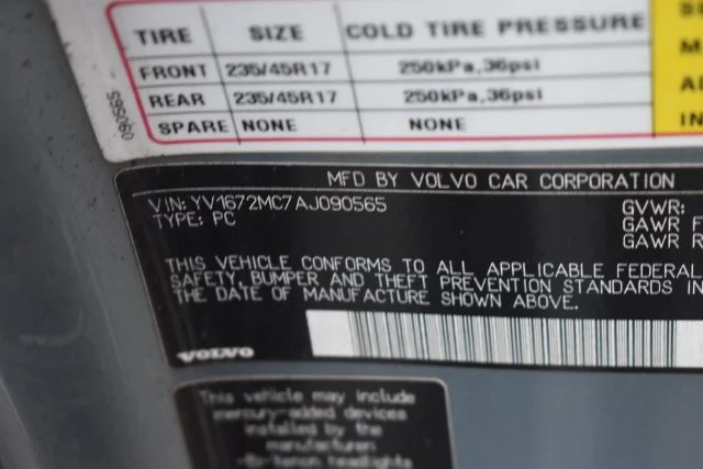 Used 2010 Blue Volvo T5 image 34