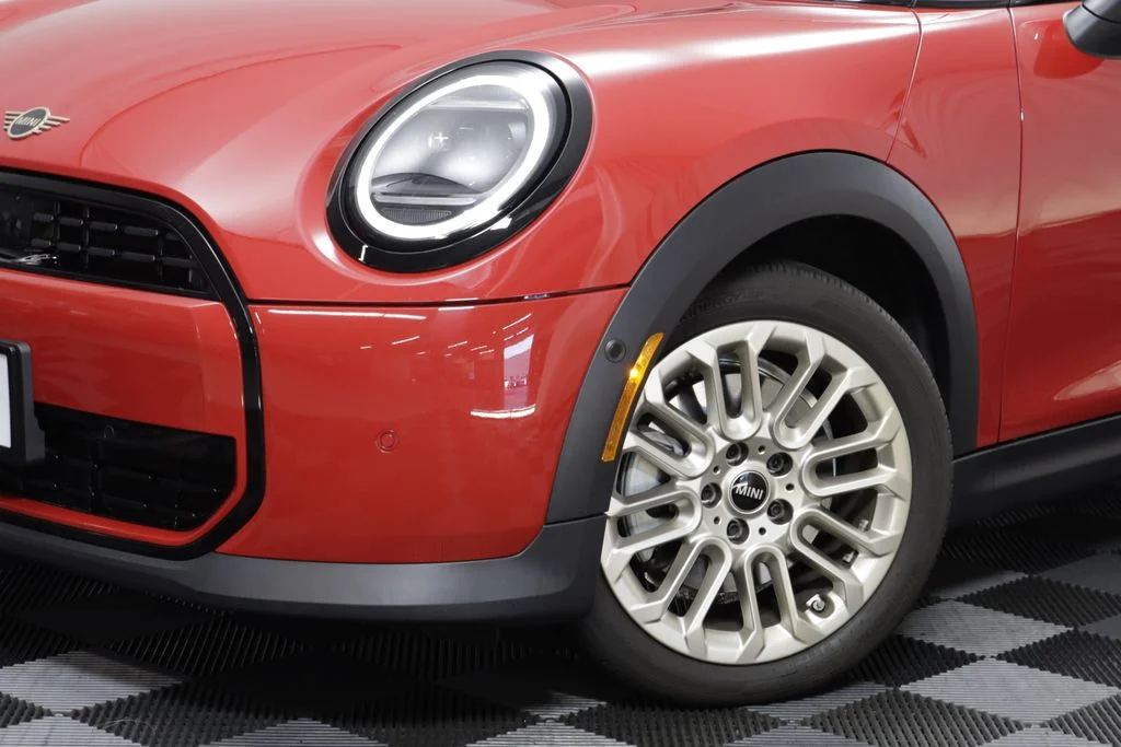 Certified Used 2026 Chili Red MINI Signature Plus image 3