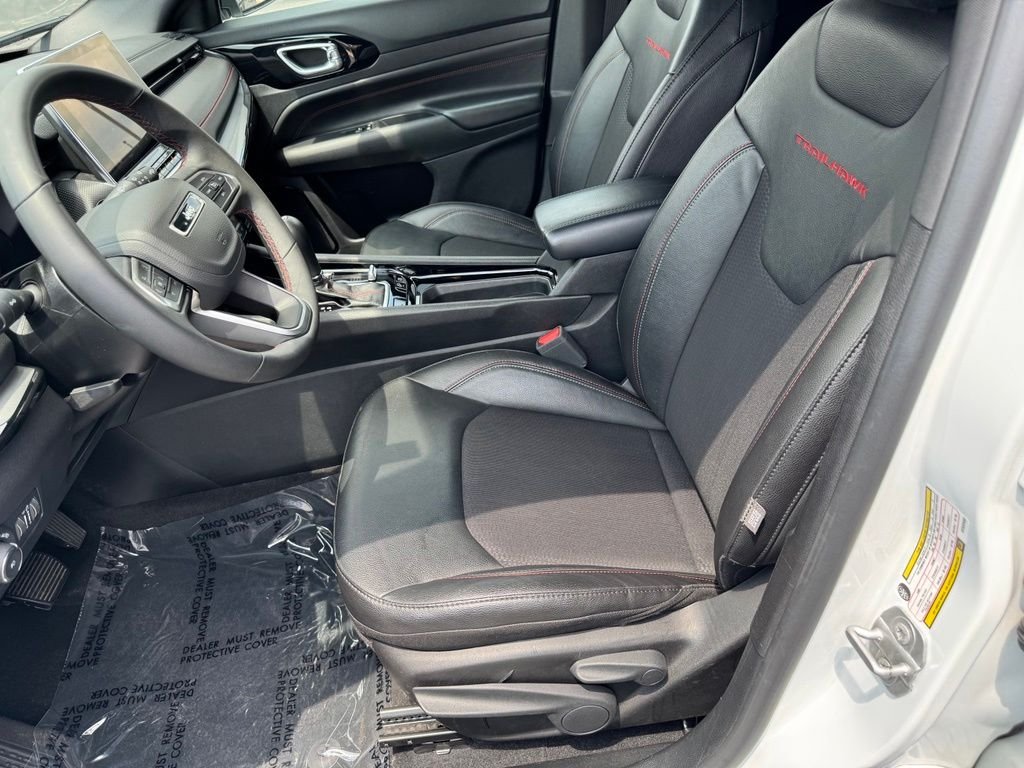 Used 2025 Bright White Clearcoat Jeep Trailhawk image 12
